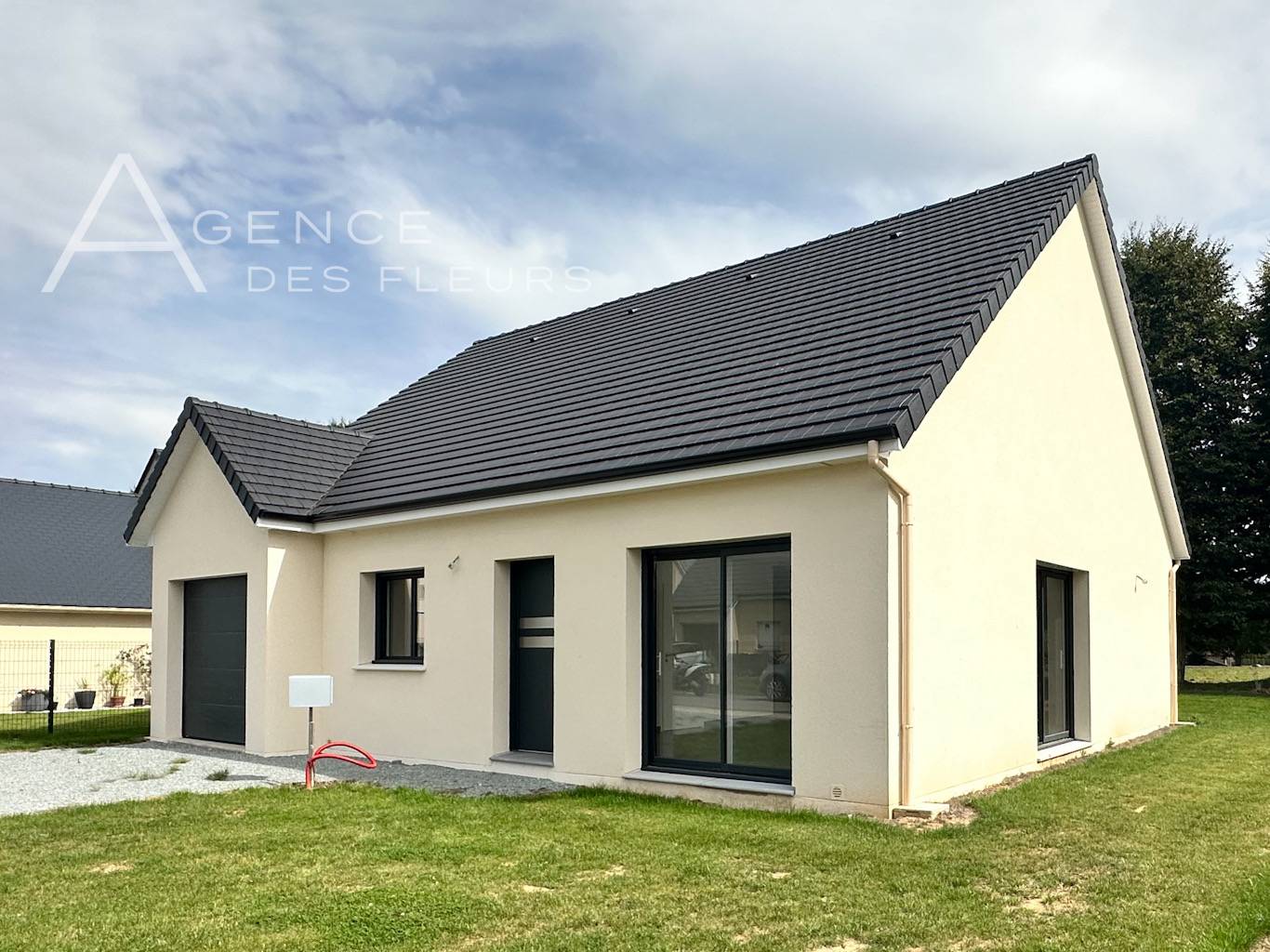 A acheter Pavillon neuf de 90 m² habitables sur un terrain de 526 m² commune de LA SAUSSAYE 27370