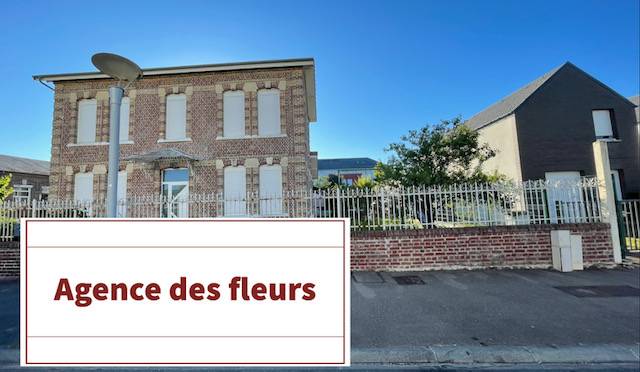 A vendre maison bourgeoise de 140 m² habitable sur la commune de ST AUBIN LES ELBEUF 76410