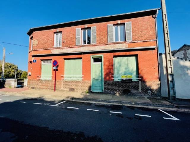 A acheter maison de ville de 140m² avec grenier aménageable de 45m² et cave sur la commune d'ELBEUF 76500